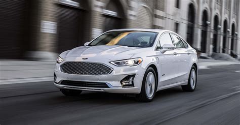 ford fusion 2019 mpg